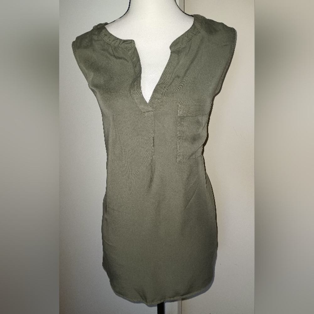 Knox Rose Olive Green Crochet Detail Top (XXL)